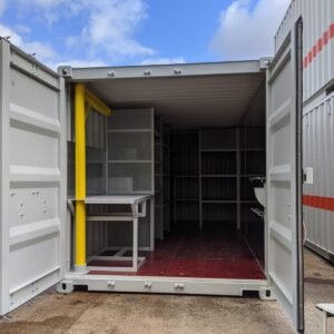 Container laboratorio da 20 piedi con scaffalature - resistenti e performanti